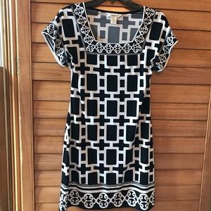 Super Cute, Comfy Black & White Shift Dress